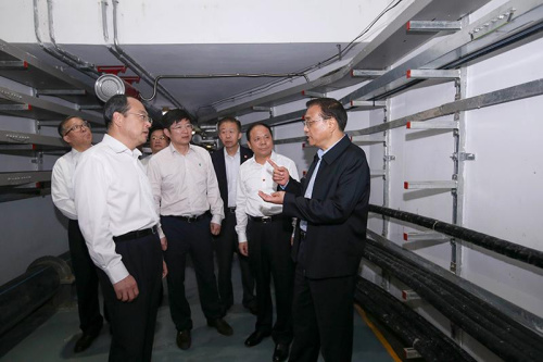李克强：生长地下管廊，，，，，阻止都会动辄“开膛破肚” - 社会热门 - 必发bifa