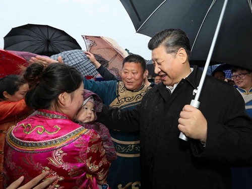 习近平登上黑瞎子岛 探望赫哲族群众 - 社会热门 - 必发bifa