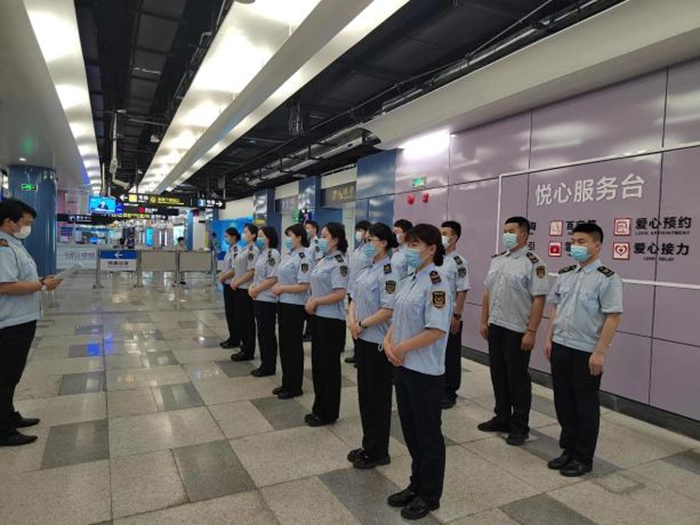 爱岗敬业诠释责任与继续   夯实效劳提升意识和品质 ——必发bifa公司驻青岛地铁项目 - 公司新闻 - 必发bifa